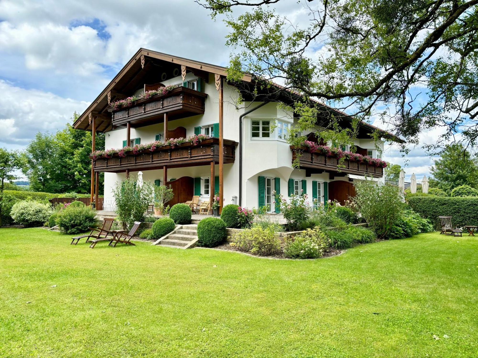 Landhaus Marinella Hotel Garni Bad Wiessee Extérieur photo